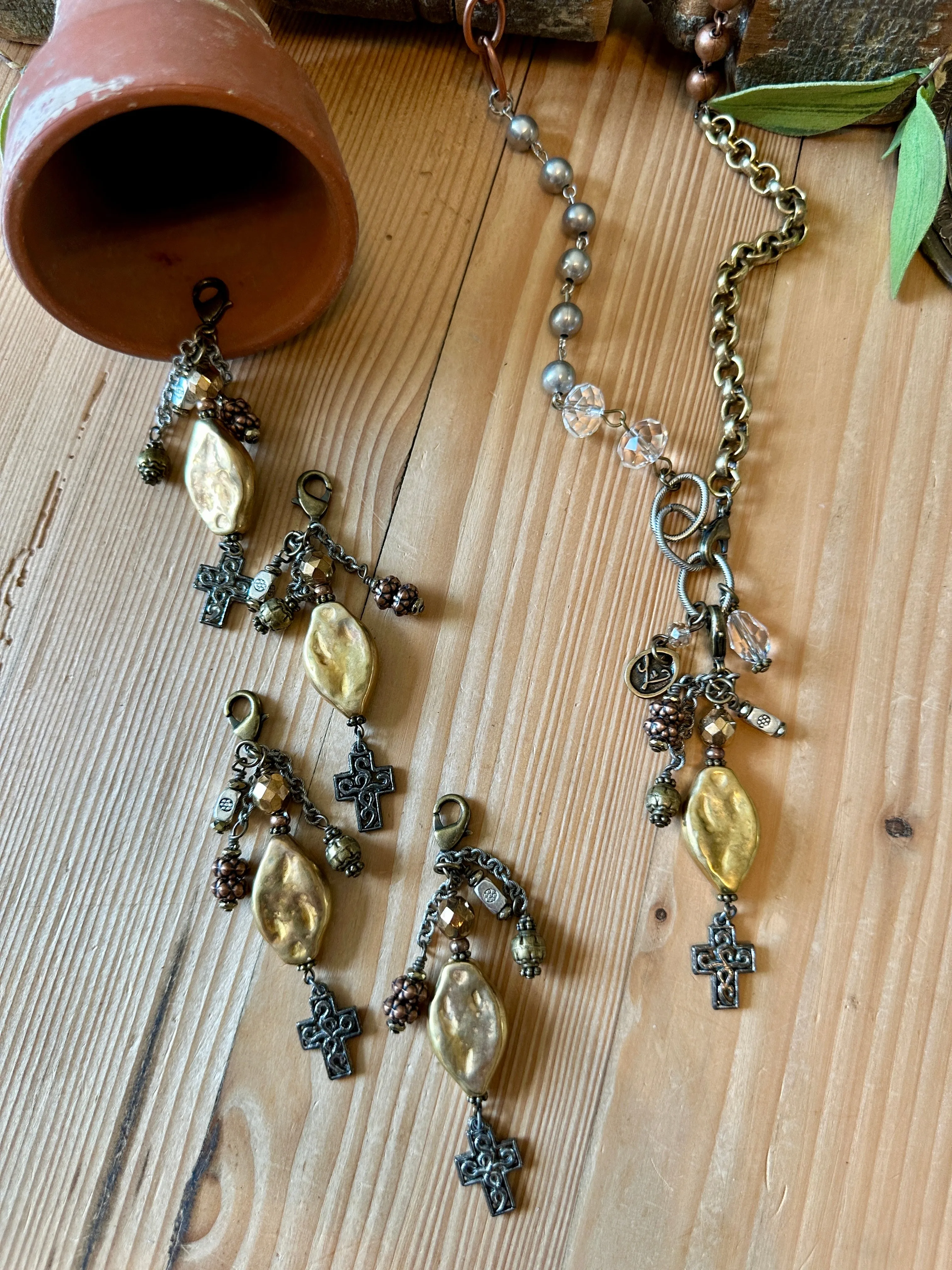 Urban Metal Pendant