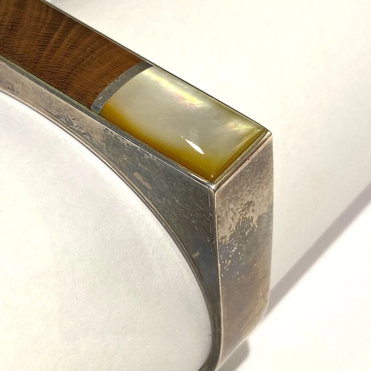 Vintage American Southwest Silver, Inlaid Mother-of-Pearl and Rosewood Cuff Bracelet
