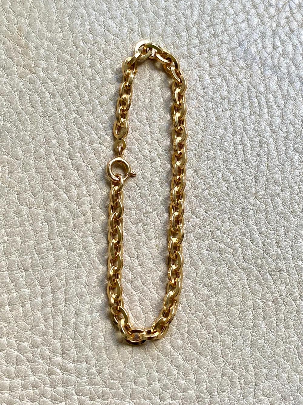 Vintage Italian UnoAErre Biker Link Chain Bracelet in 18k Gold - 7 inch length