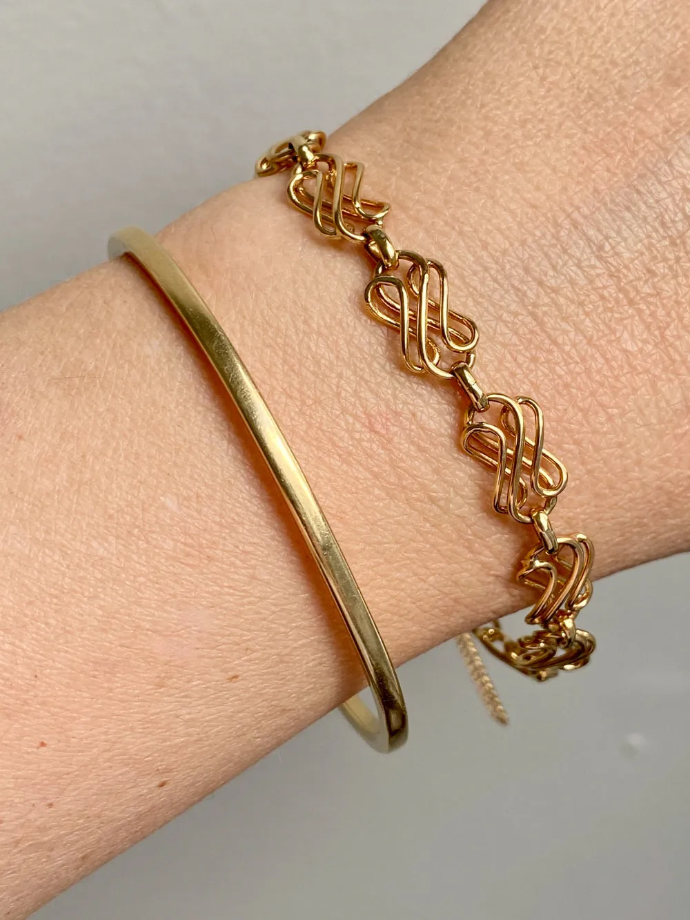 Vintage Scandinavian 14k solid gold bangle 1967-1973 - 8 inch interior circumference